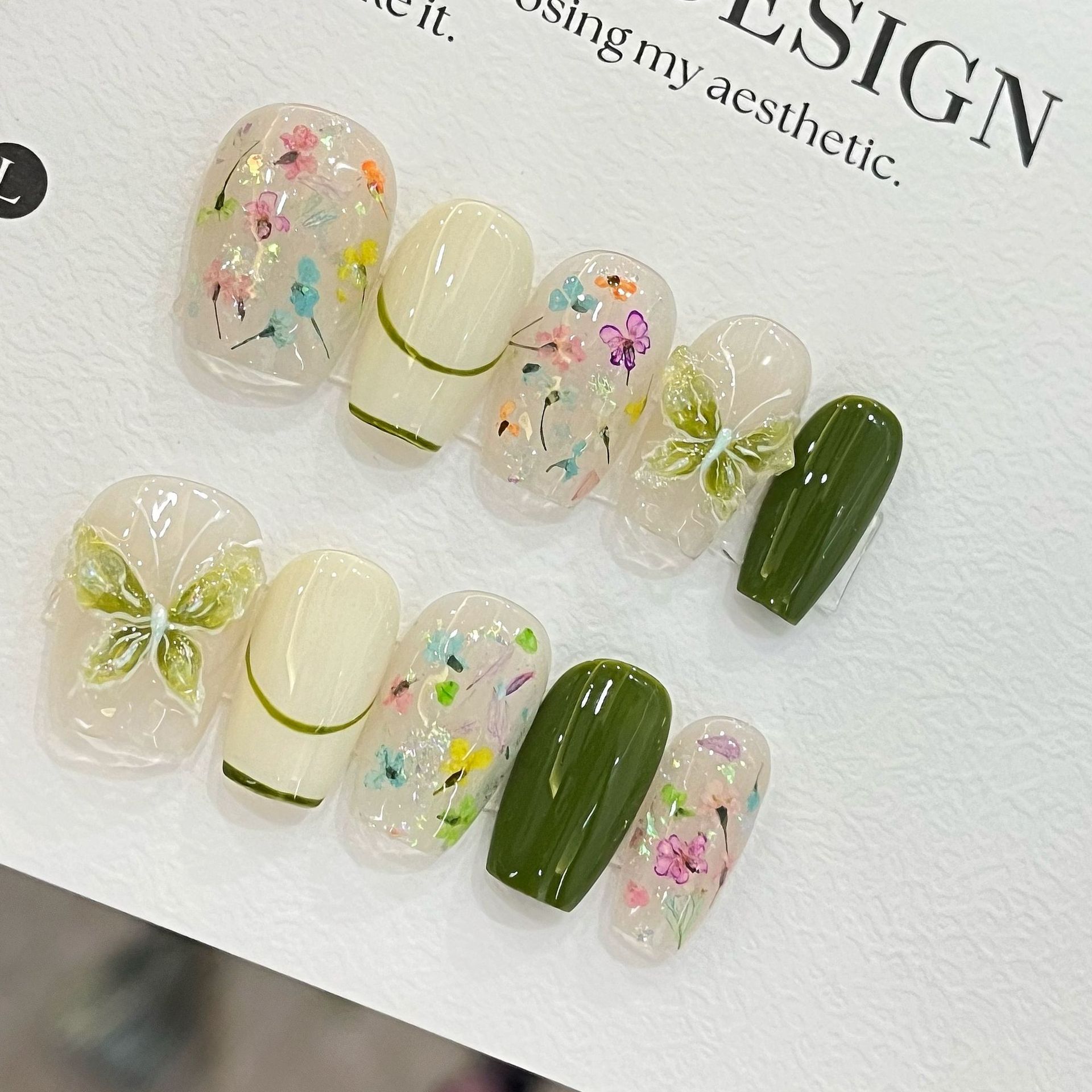Pressed Flower Art - 10 szt. Sztuczne Paznokcie Motyl Kwiat