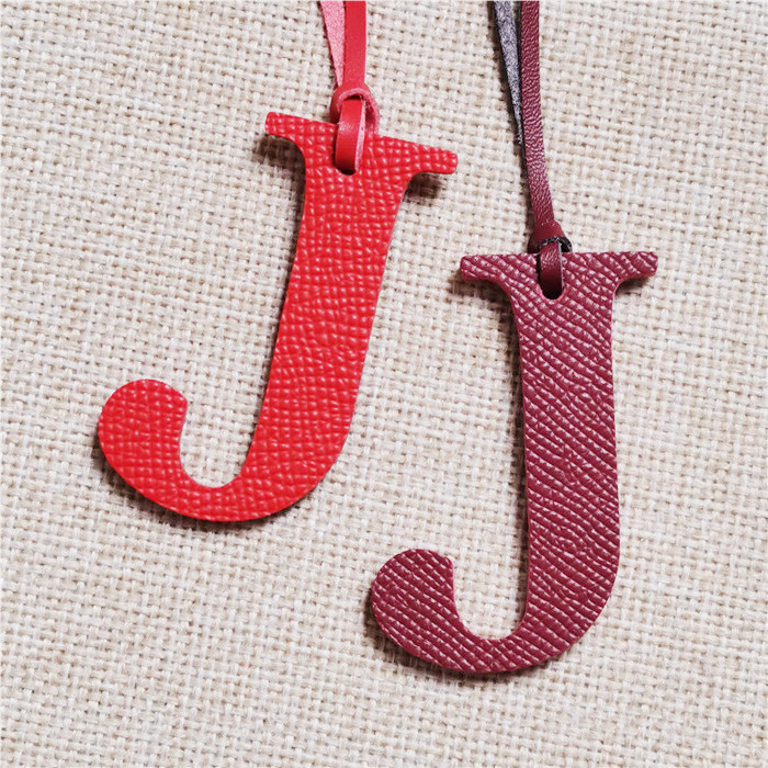 Monogram Keychain Leather - Brelok z inicjałem z alfabetu (H,
