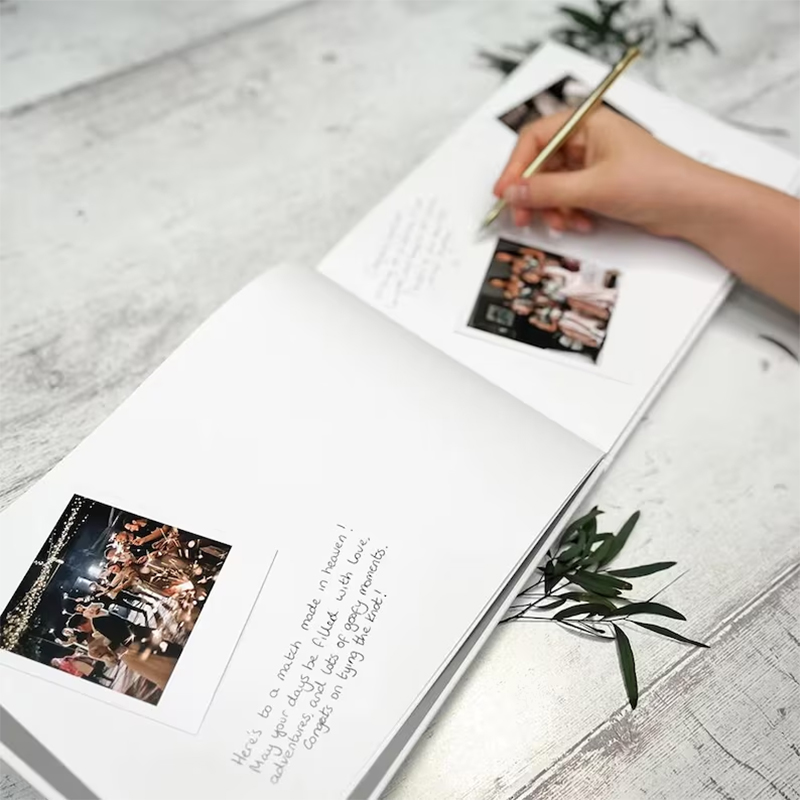 Spersonalizowana księga gości  – Custom Photo Book recenzja i cena