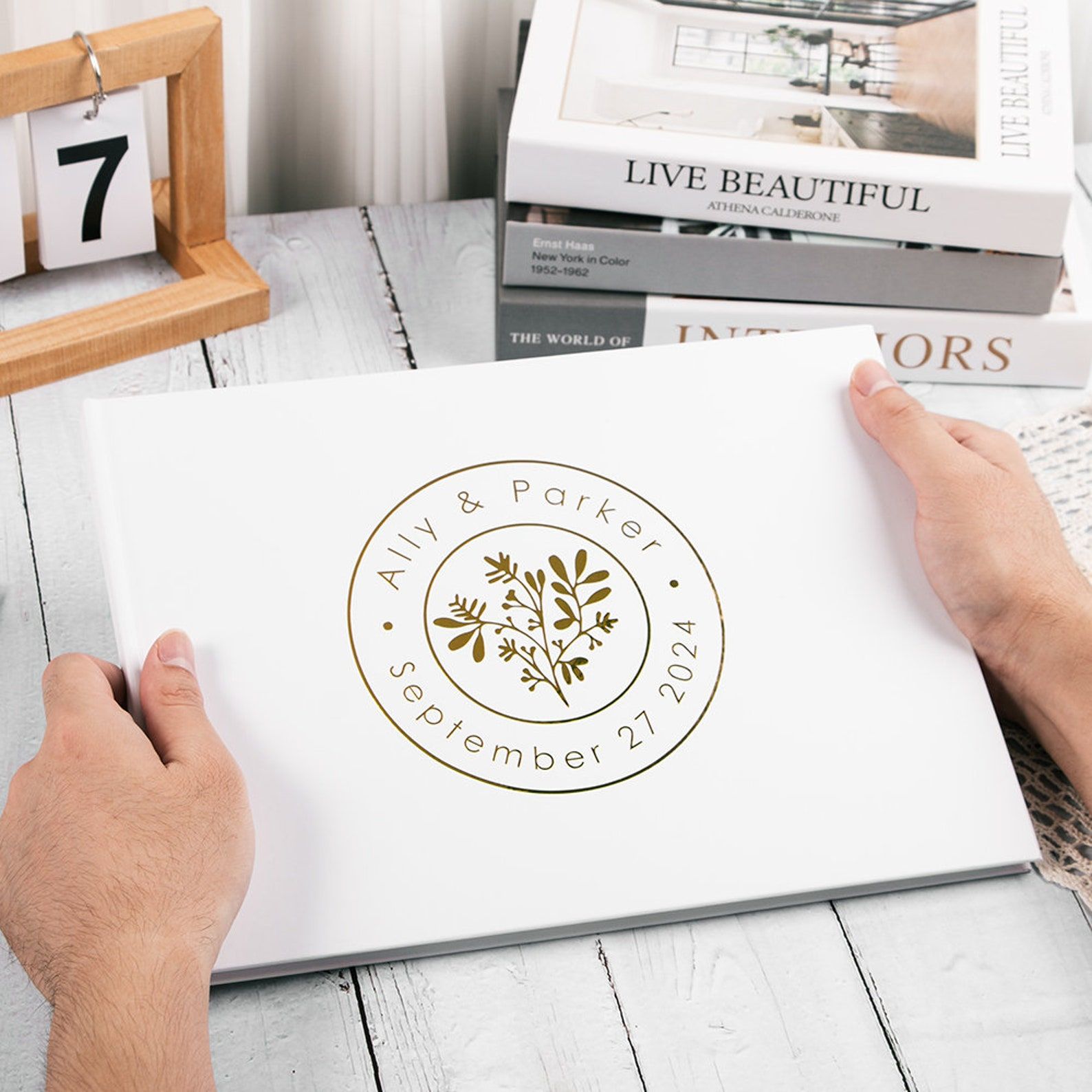 Niestandardowa księga gości we – Custom Photo Book recenzja i cena